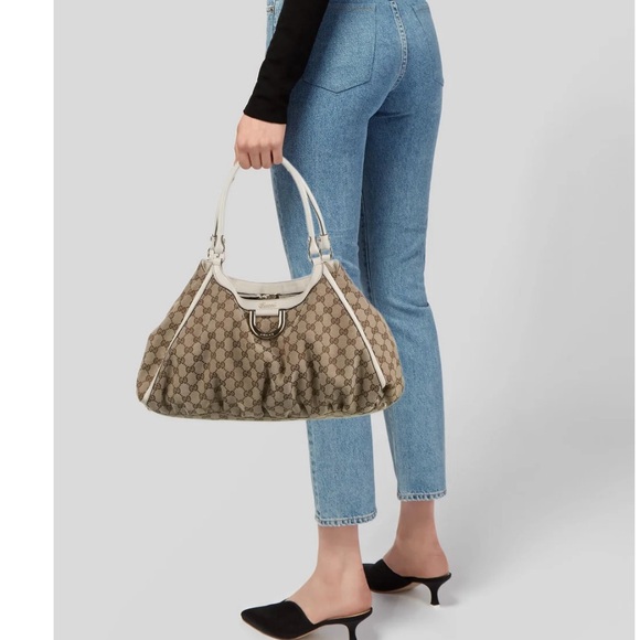 !!GG Canvas Medium Abbey Hobo!! - Picture 11 of 13